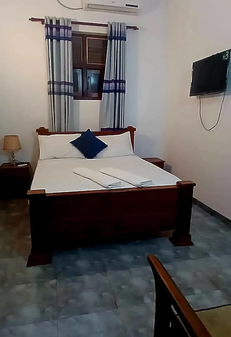 Negombo Royal Villa By Hotel Oviniru