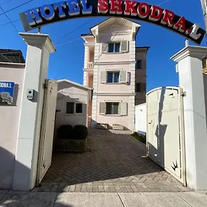  Hotel L Albanien